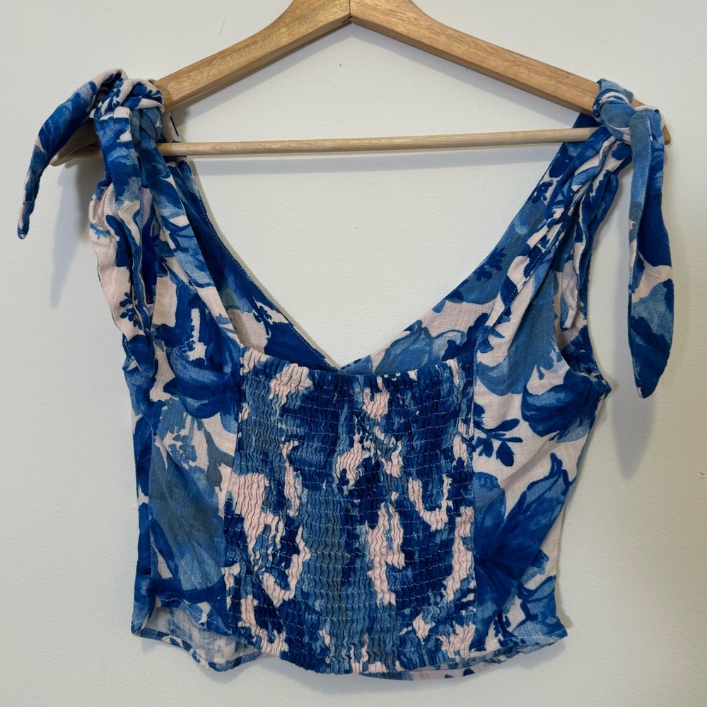 Zara Blue Flower Crop Top